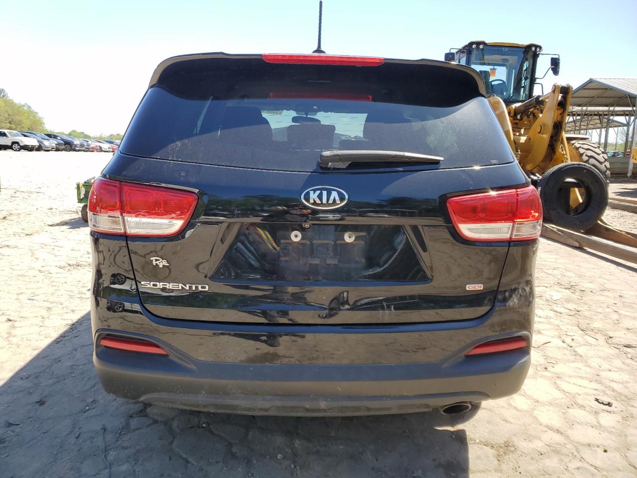 2018 Kia Sorento Lx vin: 5XYPG4A35JG351105