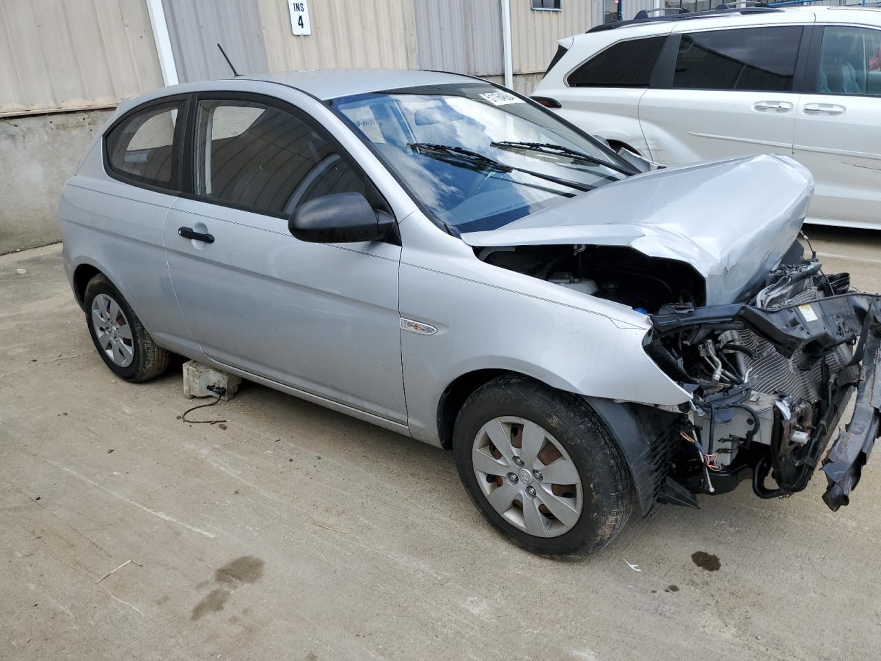 KMHCM36C79U117077 2009 Hyundai Accent Gs