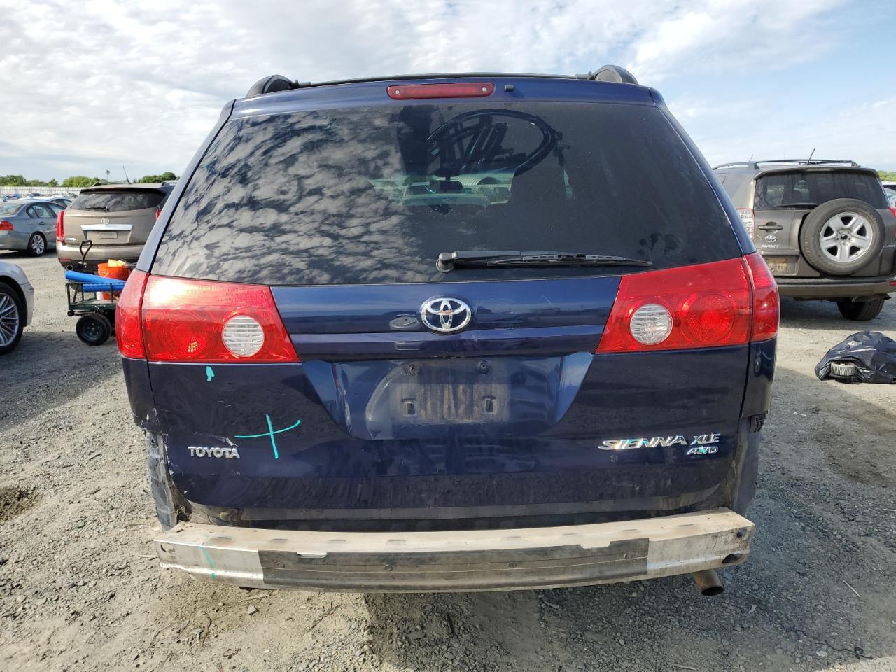 5TDBK22C17S002935 2007 Toyota Sienna Xle