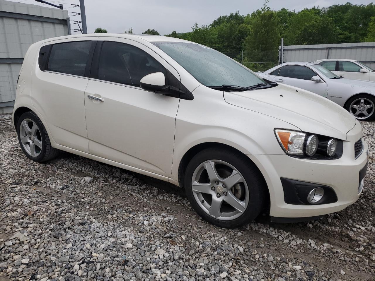 1G1JE6SB2F4215123 2015 Chevrolet Sonic Ltz