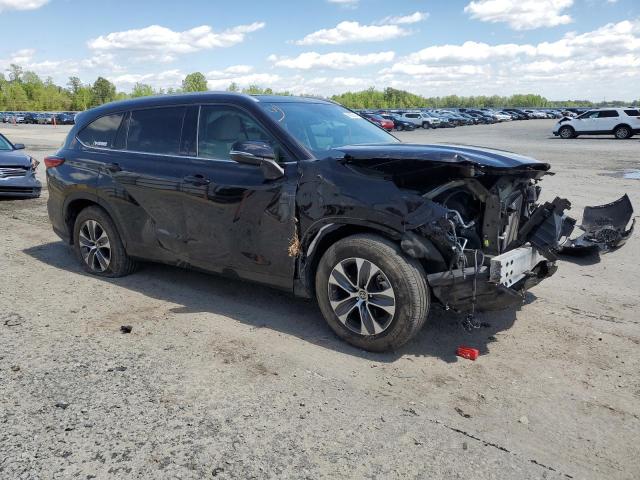 VIN 5TDGZRAH6NS121911 2022 Toyota Highlander, Xle no.4