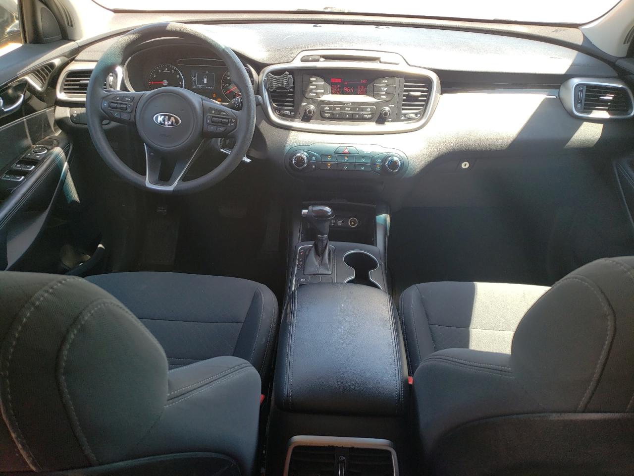 5XYPG4A32GG061767 2016 Kia Sorento Lx