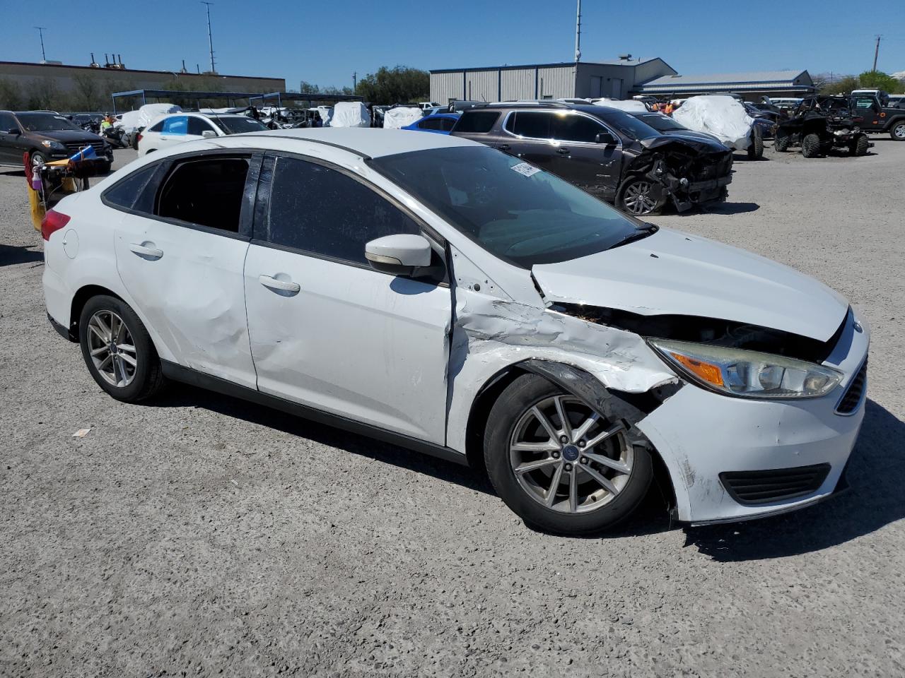 2017 Ford Focus Se vin: 1FADP3F29HL255169