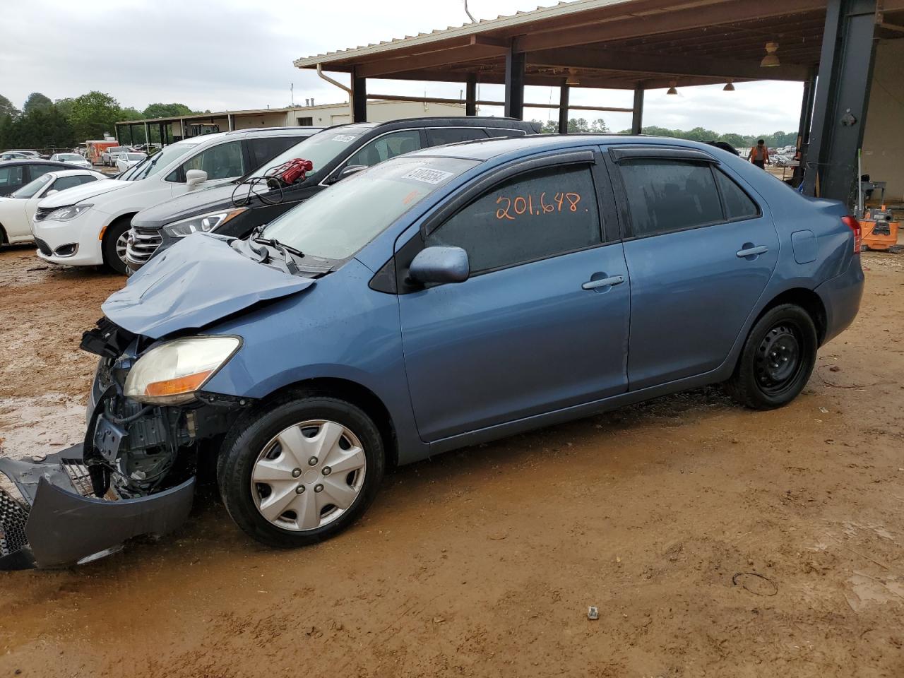 JTDBT4K33B1402624 2011 Toyota Yaris