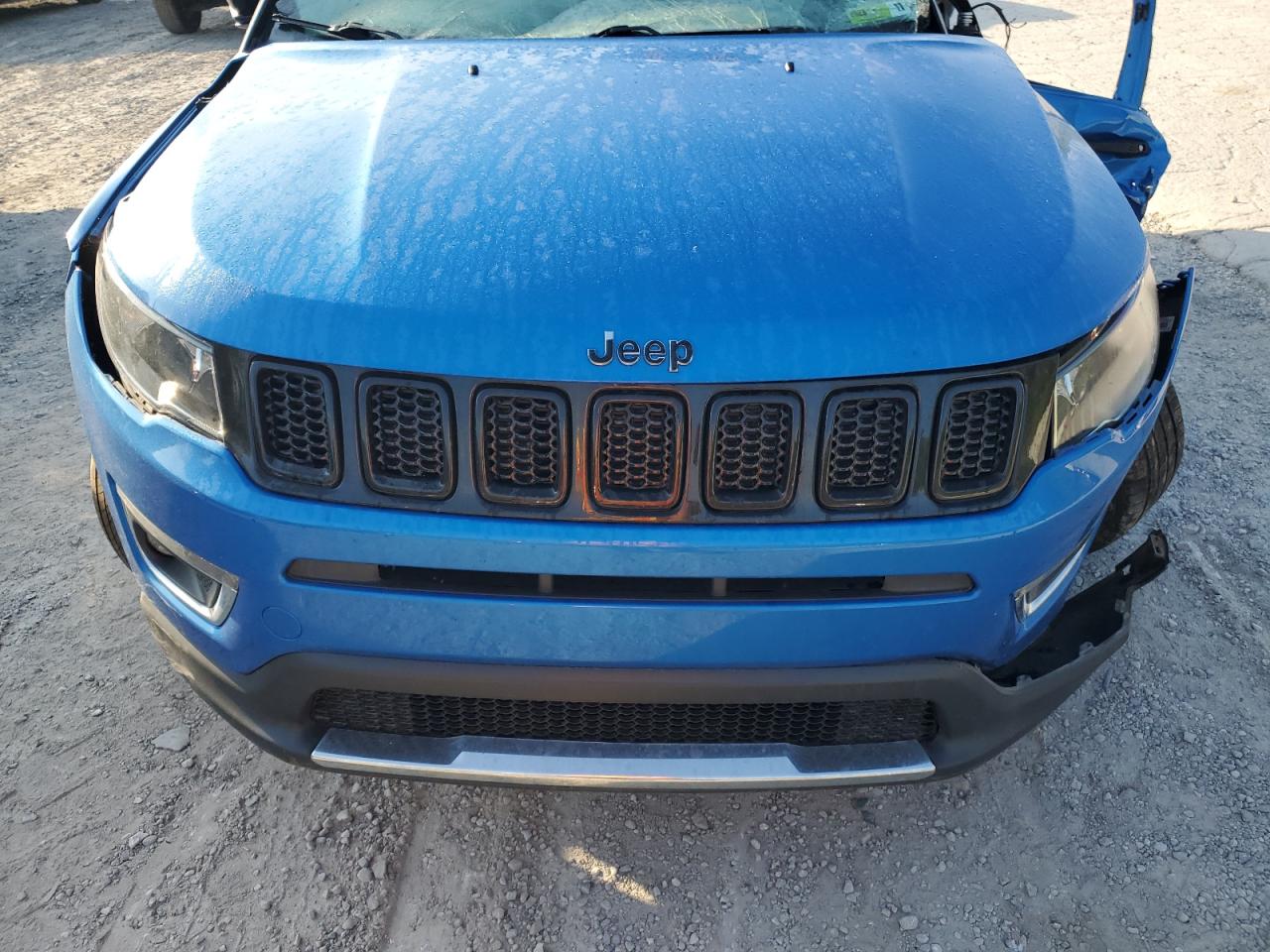 3C4NJDCB5JT400633 2018 Jeep Compass Limited