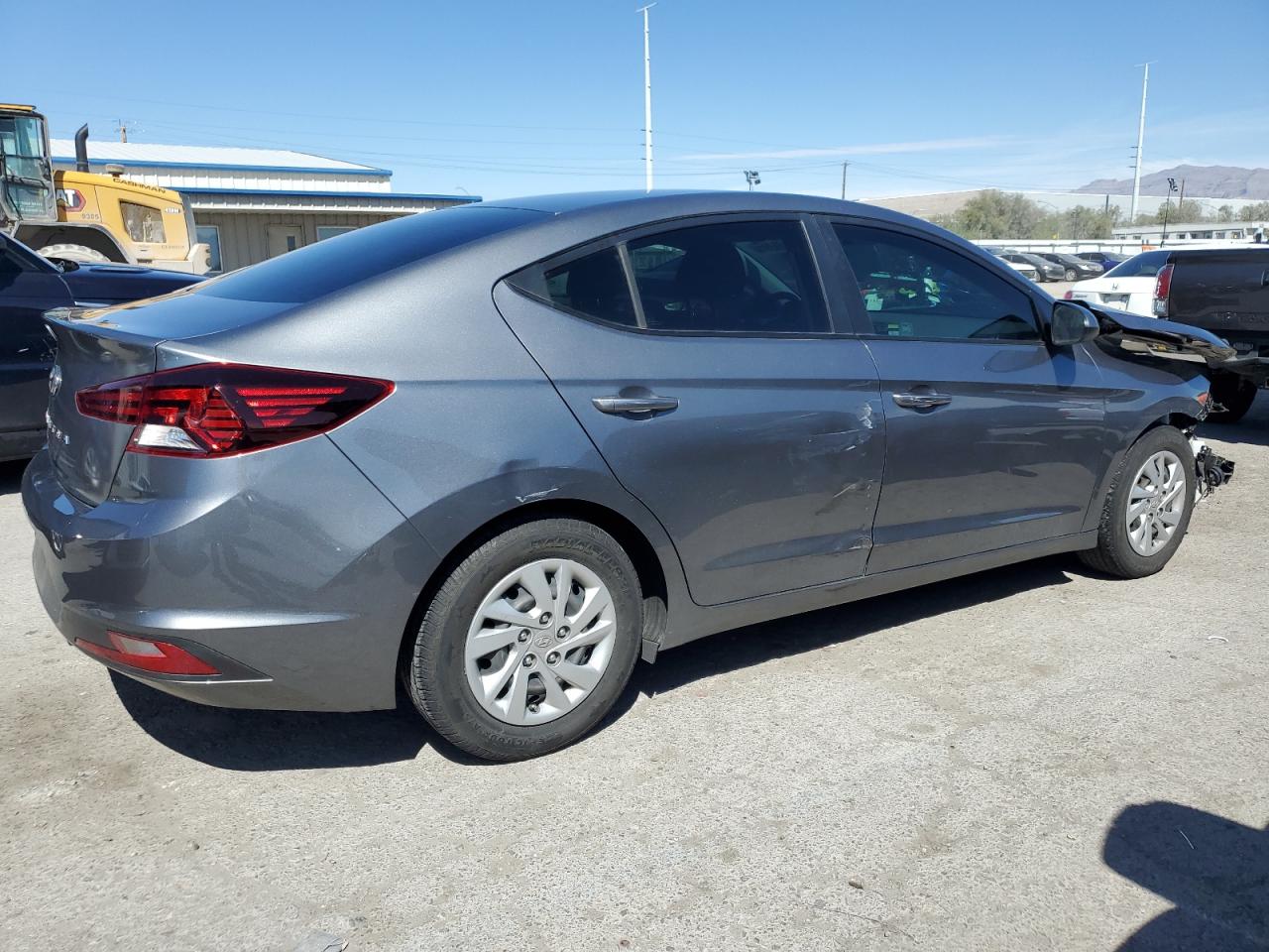 2019 Hyundai Elantra Se vin: 5NPD74LF0KH413644