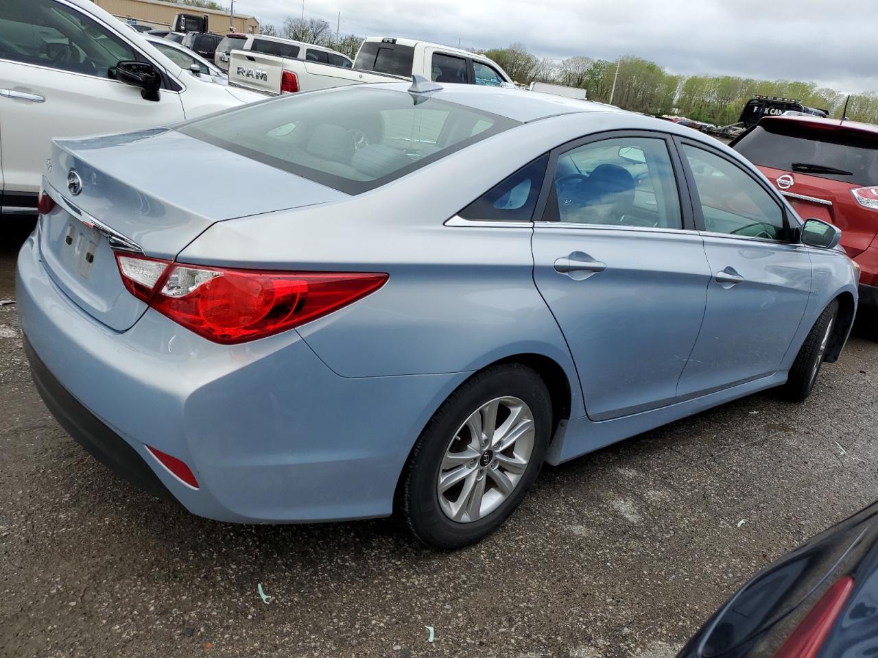 5NPEB4AC2EH840744 2014 Hyundai Sonata Gls