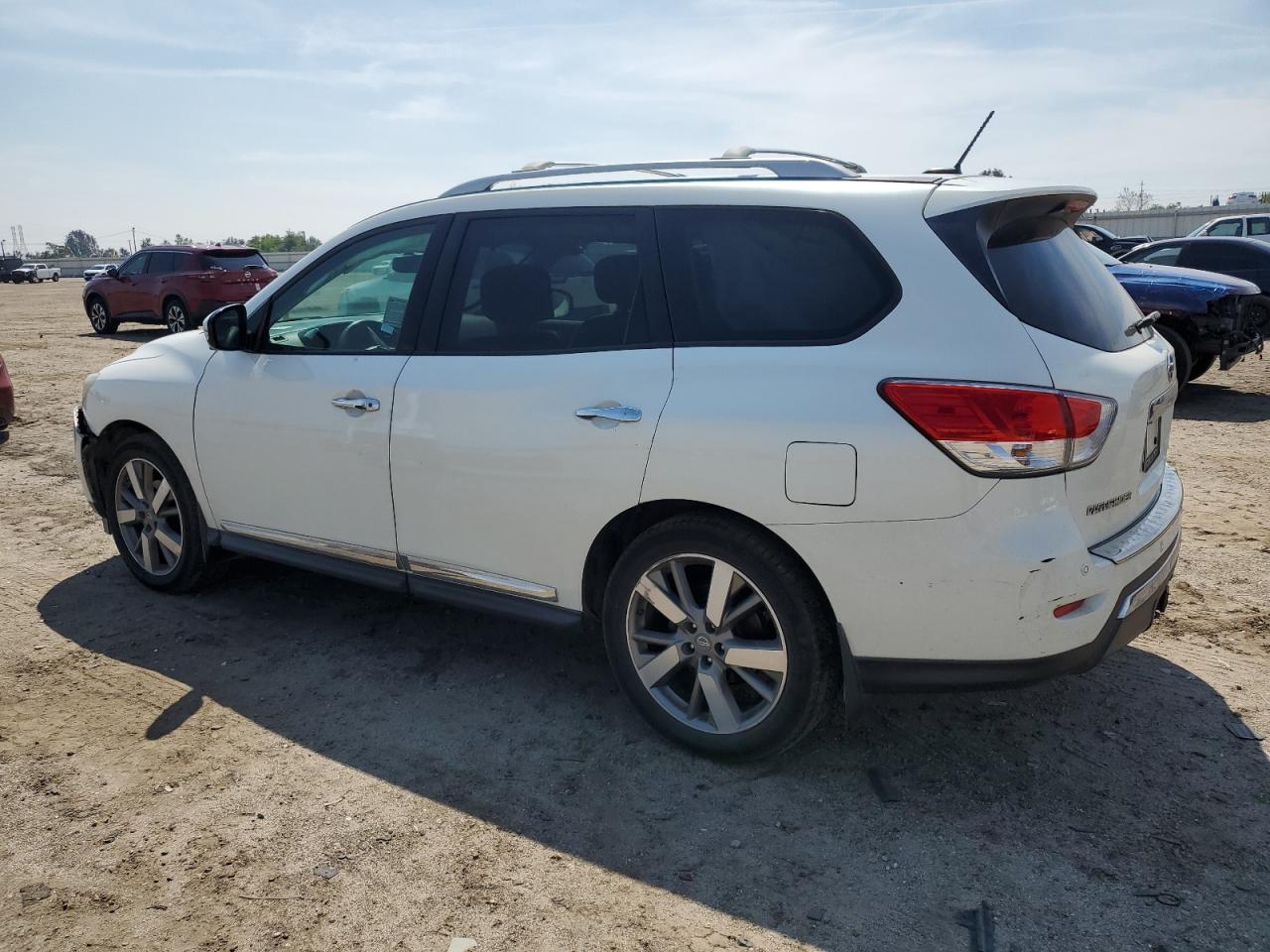 2015 Nissan Pathfinder S vin: 5N1AR2MM0FC646080