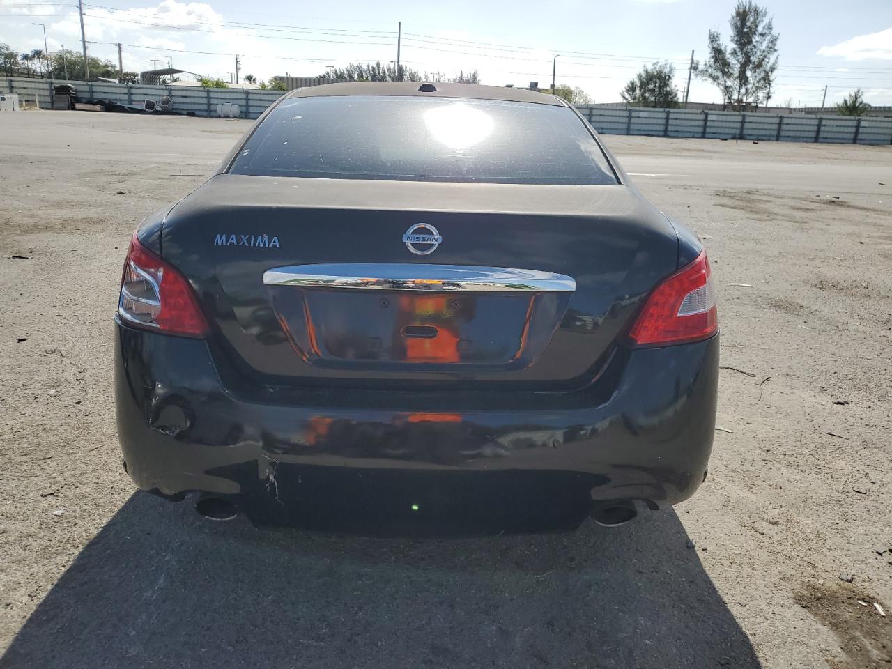 1N4AA5APXBC830146 2011 Nissan Maxima S