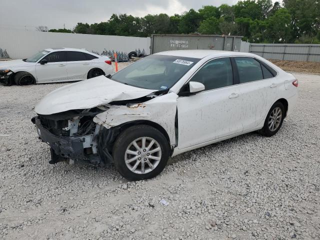 Lot #2454943609 2016 TOYOTA CAMRY LE salvage car