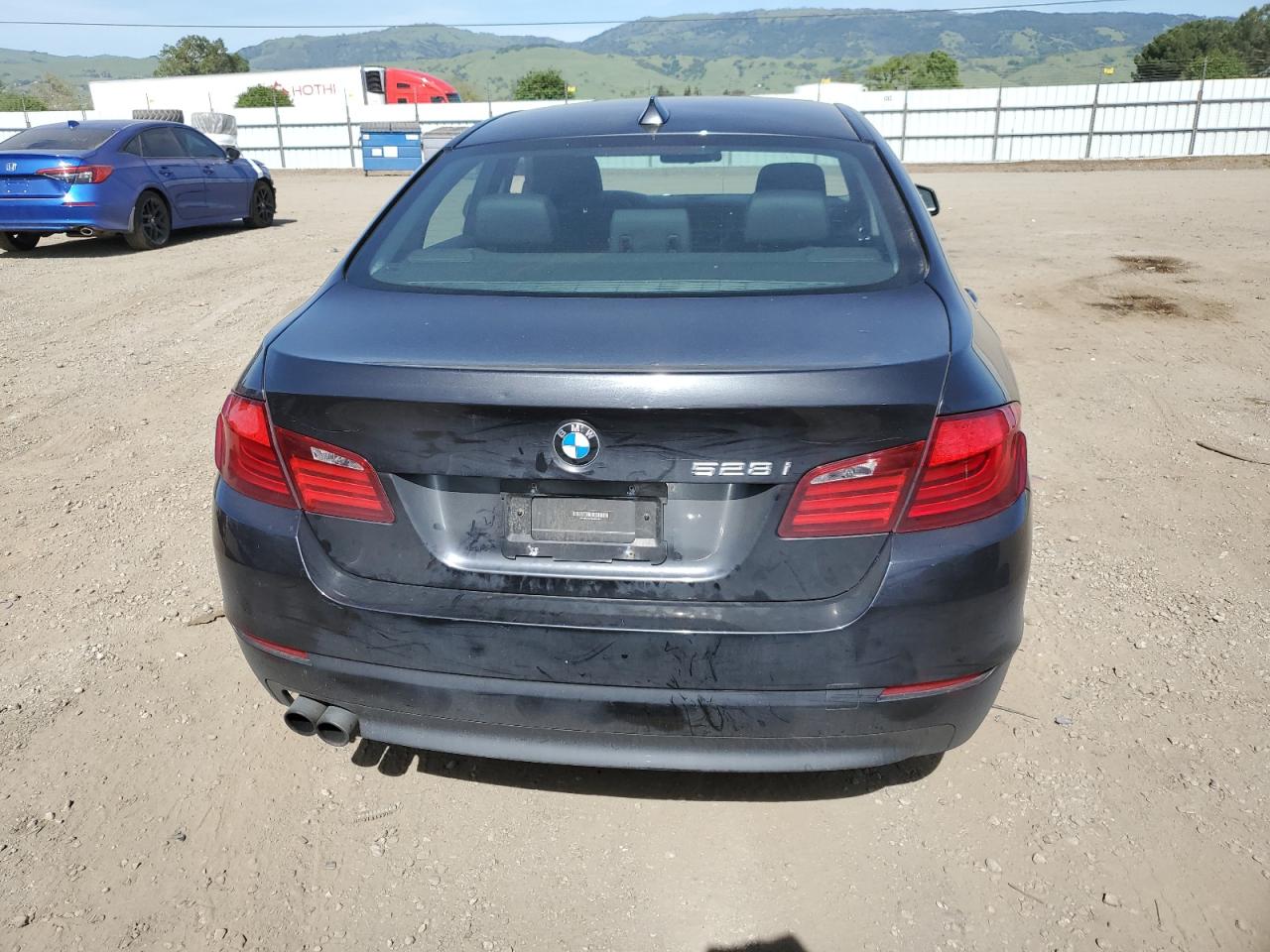 WBAXH5C57CDW07647 2012 BMW 528 Xi