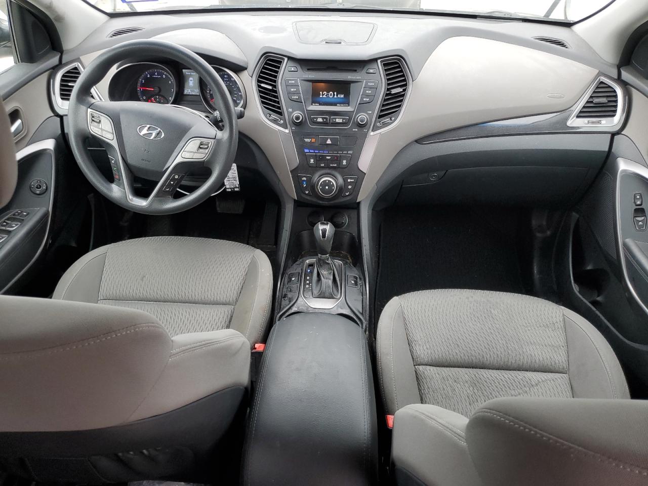 KM8SM4HF0GU134731 2016 Hyundai Santa Fe Se