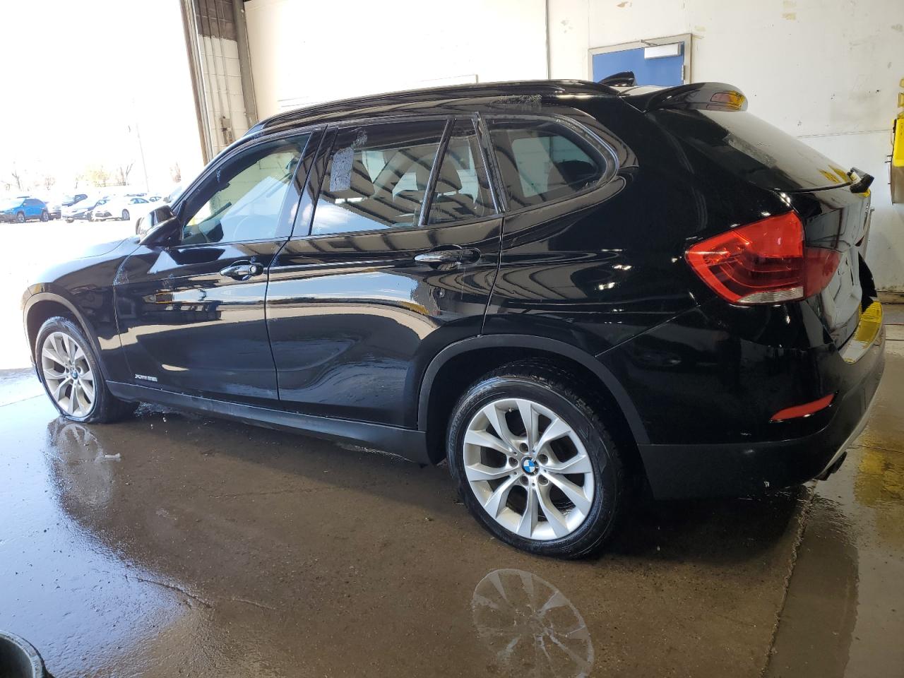 2013 BMW X1 xDrive28I vin: WBAVL1C55DVR87968