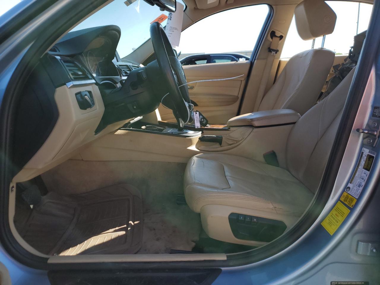 WBA3B1C57EK134775 2014 BMW 320 I