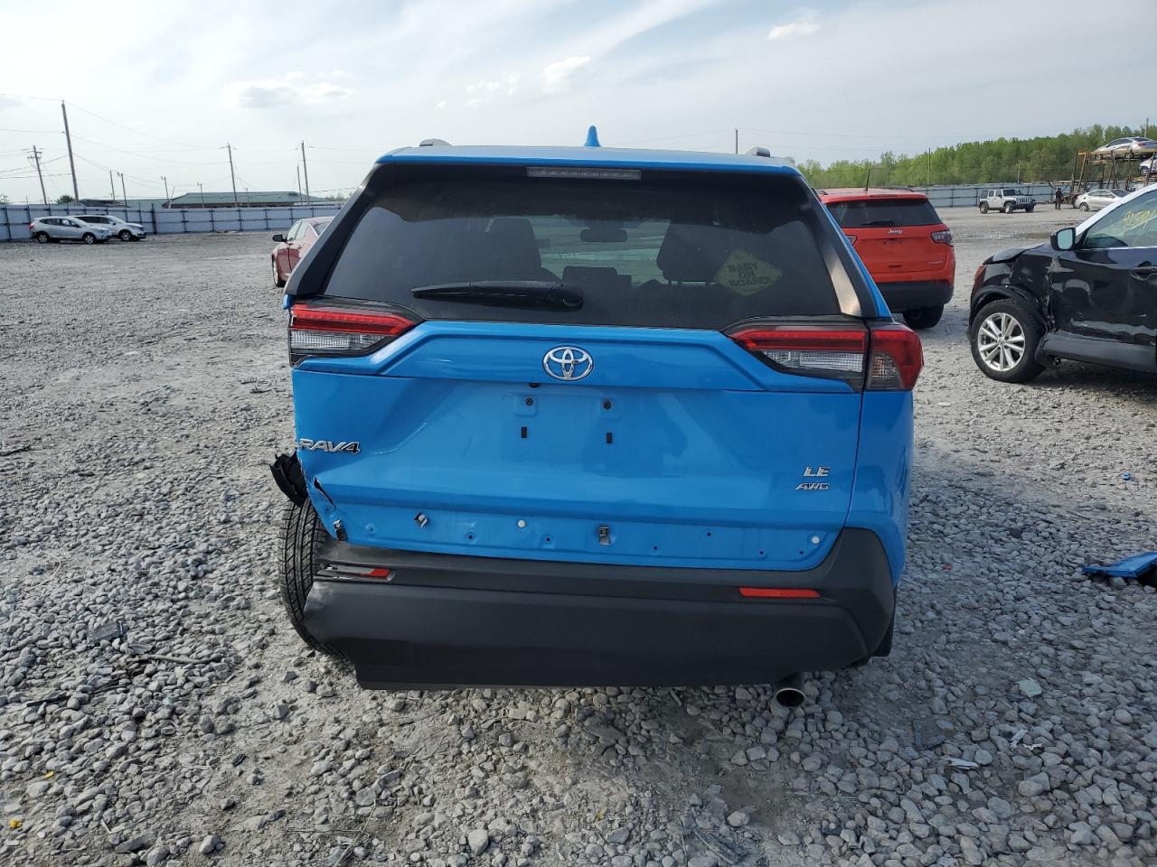 JTMF1RFV2KJ020830 2019 Toyota Rav4 Le