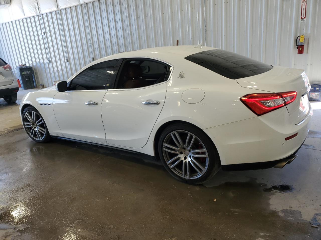 2015 Maserati Ghibli vin: ZAM57XSA7F1155109