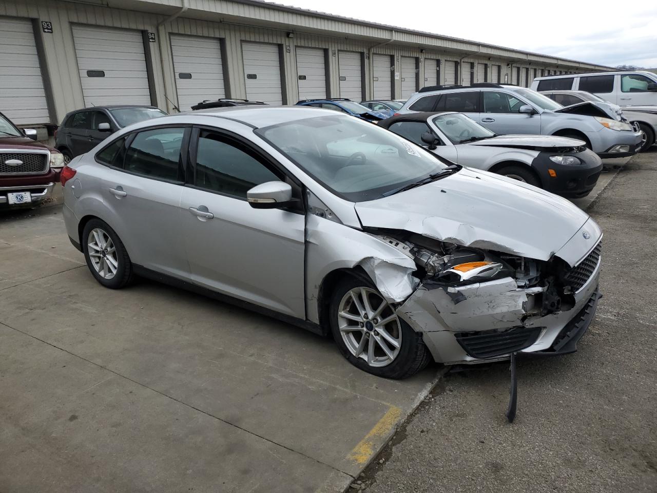 1FADP3F25FL229049 2015 Ford Focus Se