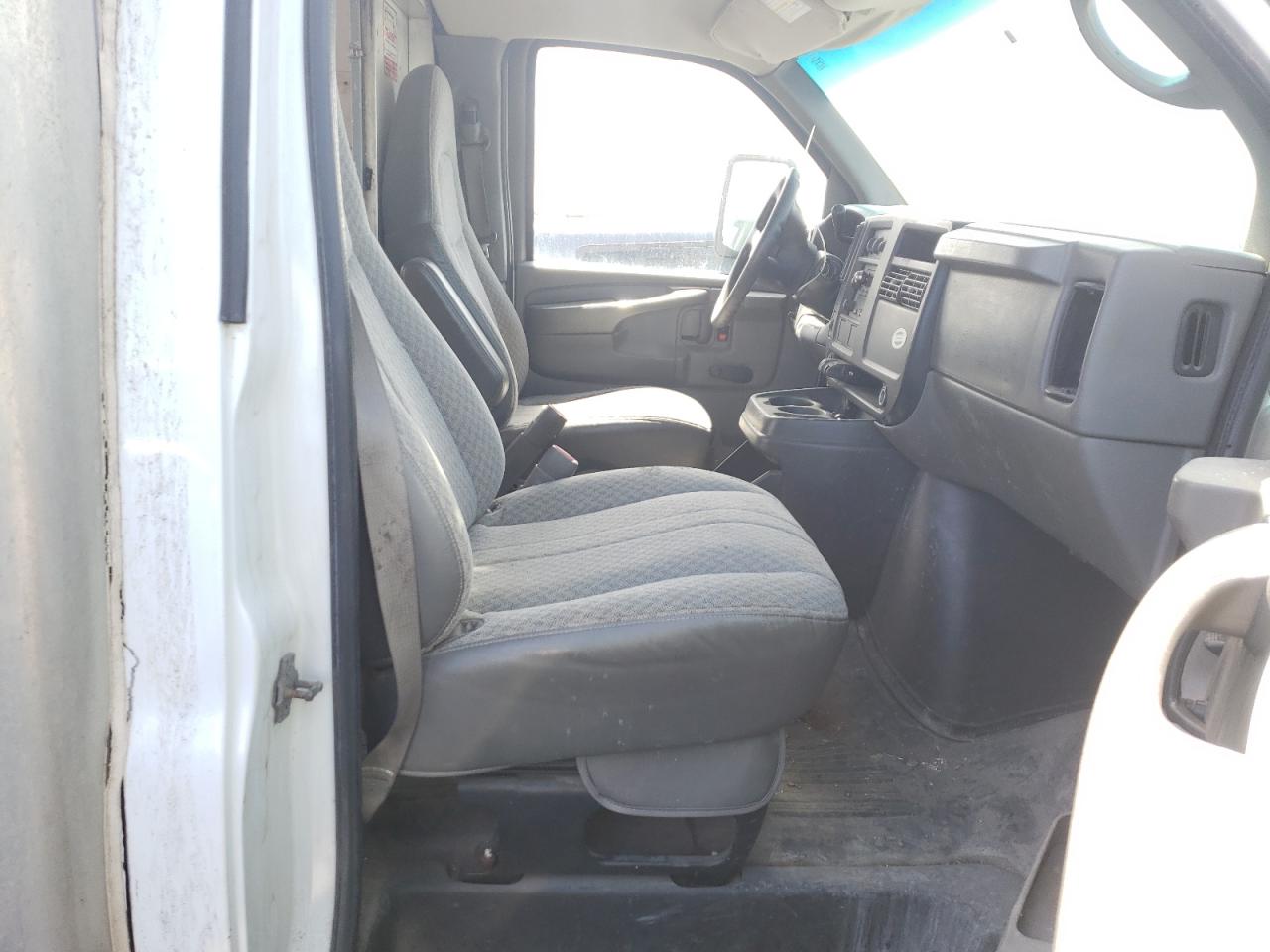 1GBHG31U771203302 2007 Chevrolet Express G3500