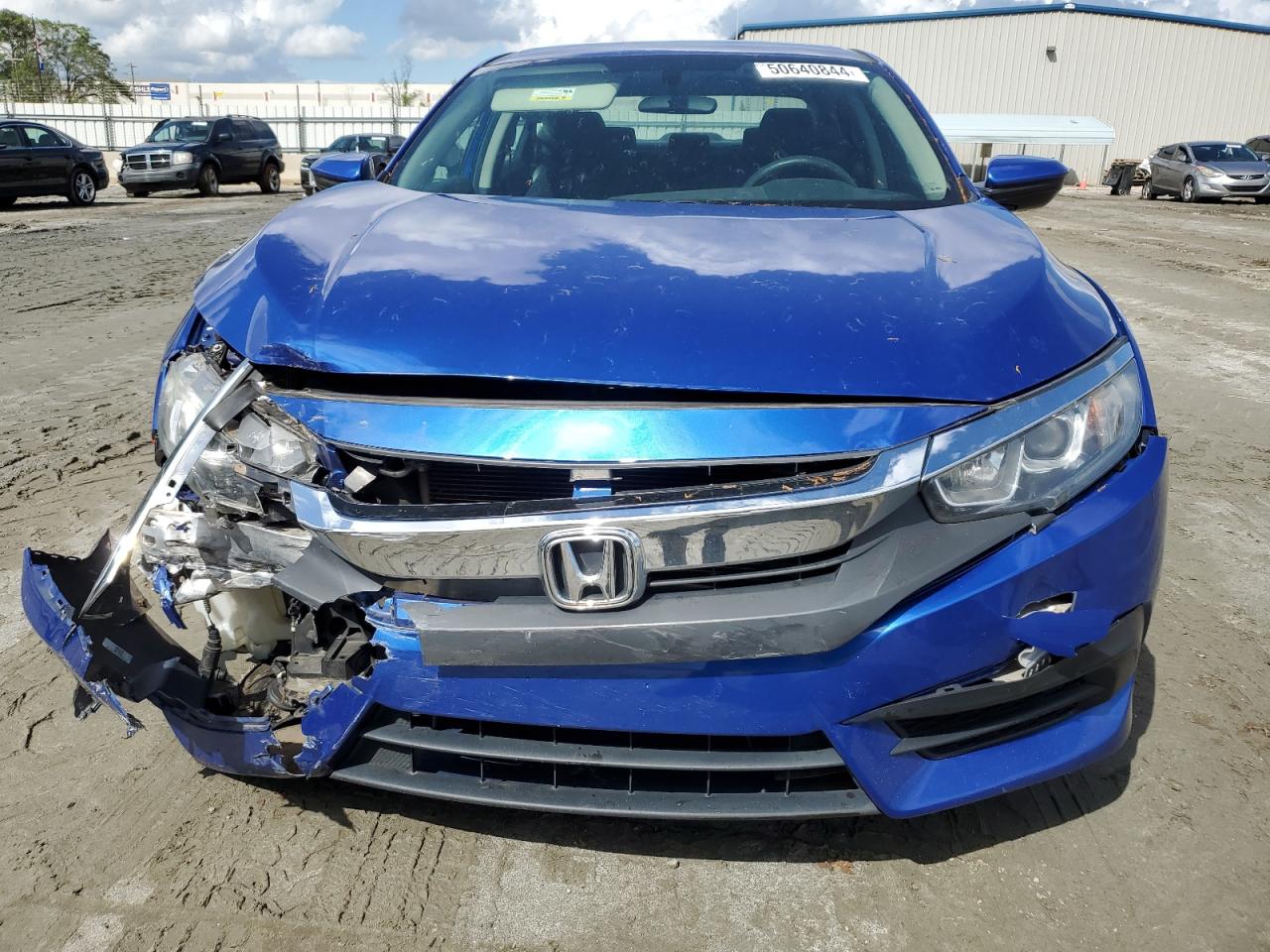 2HGFC2F5XJH576600 2018 Honda Civic Lx