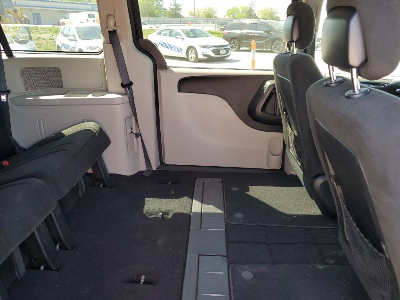 2C4RDGBG3GR109406 2016 Dodge Grand Caravan Se