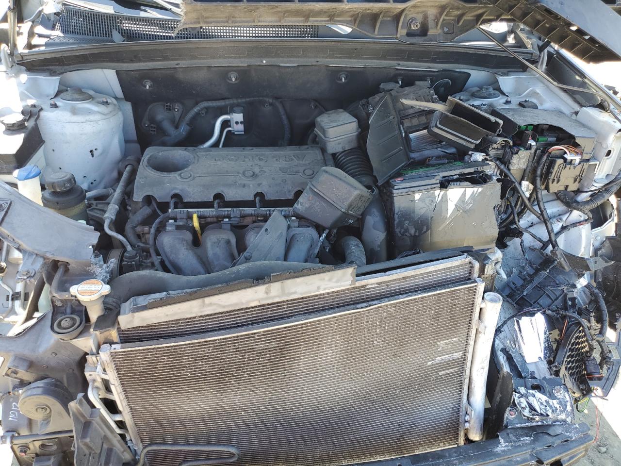 5XYKT3A18CG290947 2012 Kia Sorento Base