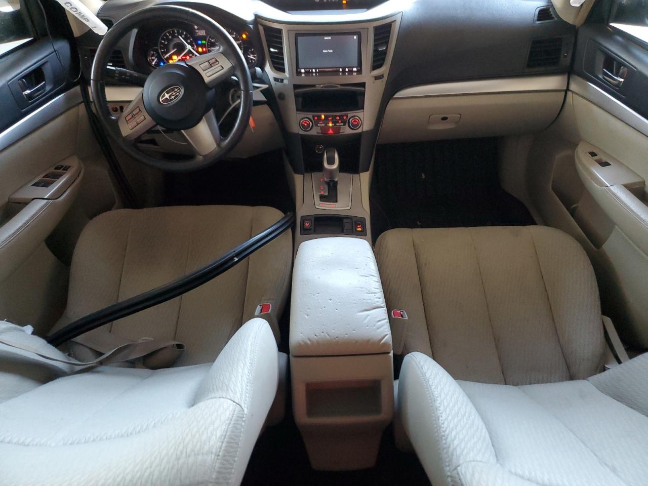 4S4BRBGC4A3330987 2010 Subaru Outback 2.5I Premium