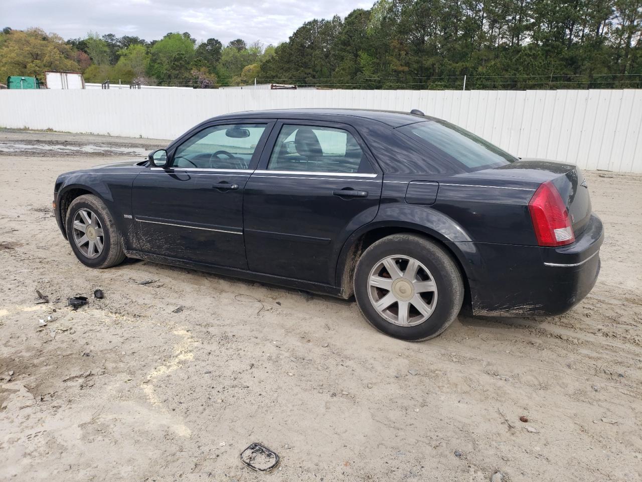 2C3AA53G15H545610 2005 Chrysler 300 Touring