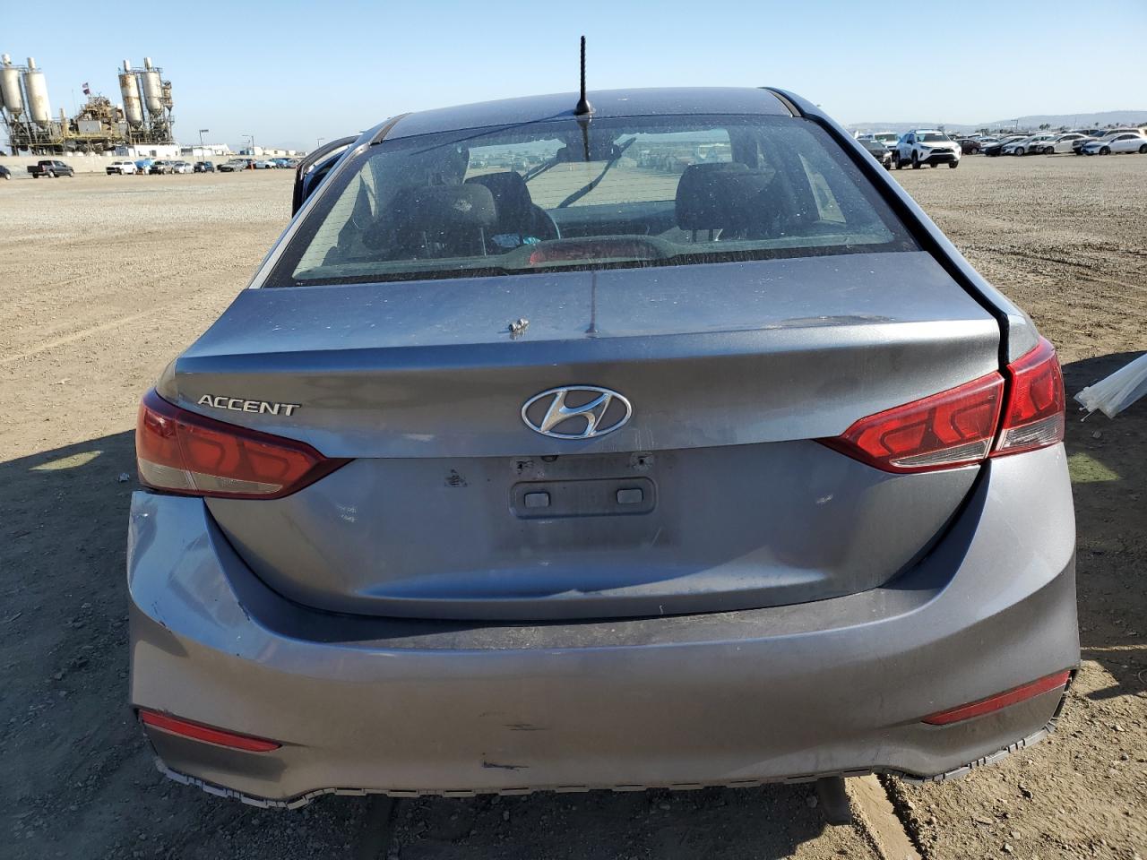 3KPC24A38KE068368 2019 Hyundai Accent Se