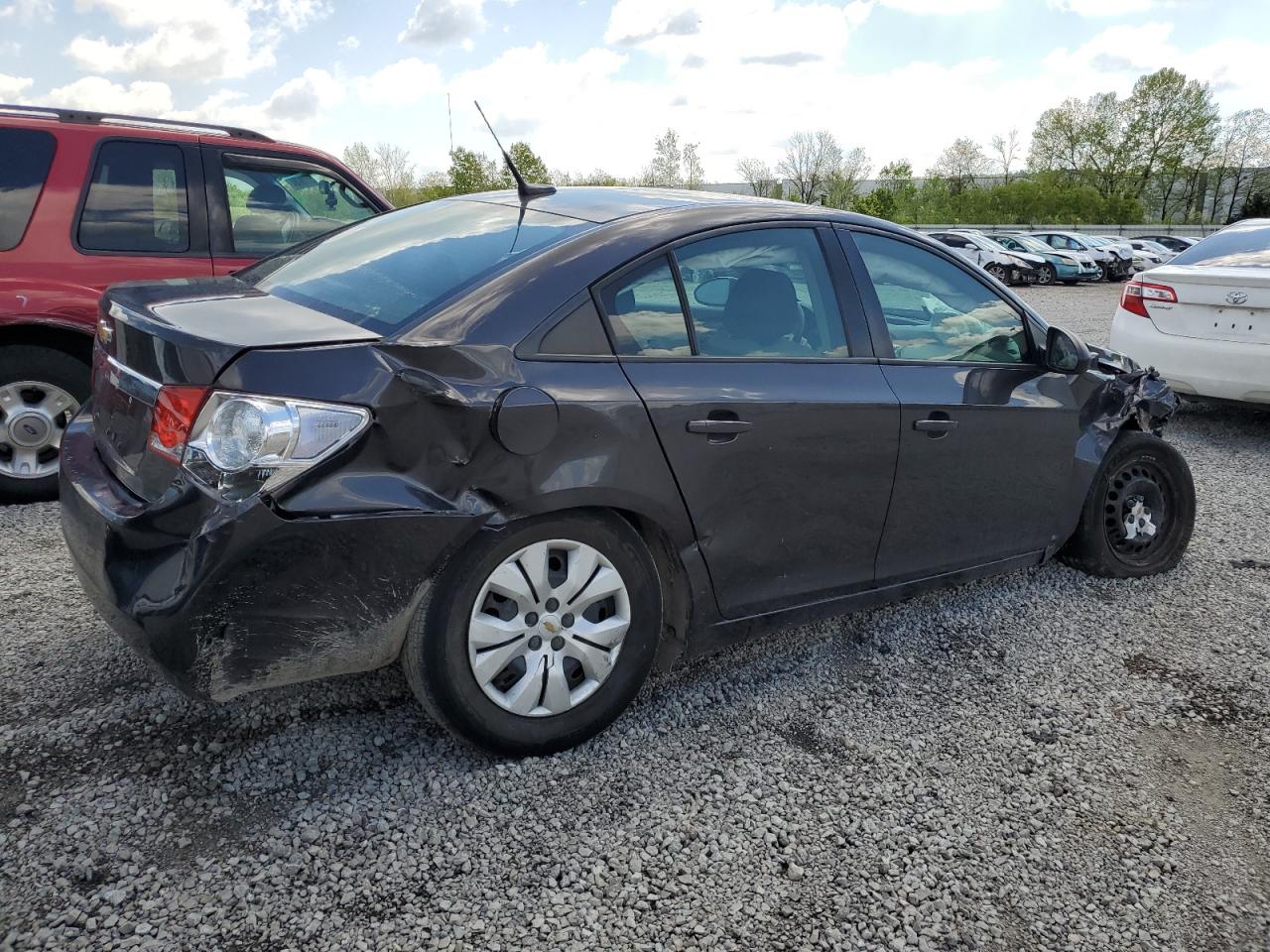 2014 Chevrolet Cruze Ls vin: 1G1PA5SG1E7353907