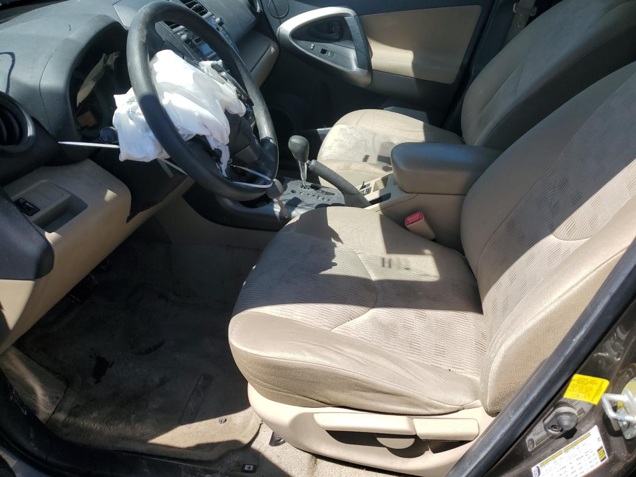 2T3ZF4DV3BW097017 2011 Toyota Rav4