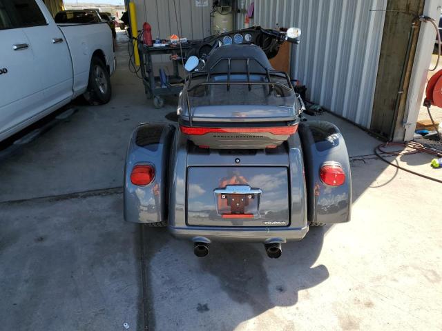 2022 HARLEY-DAVIDSON FLHTCUTG 1HD1MAF14NB853588