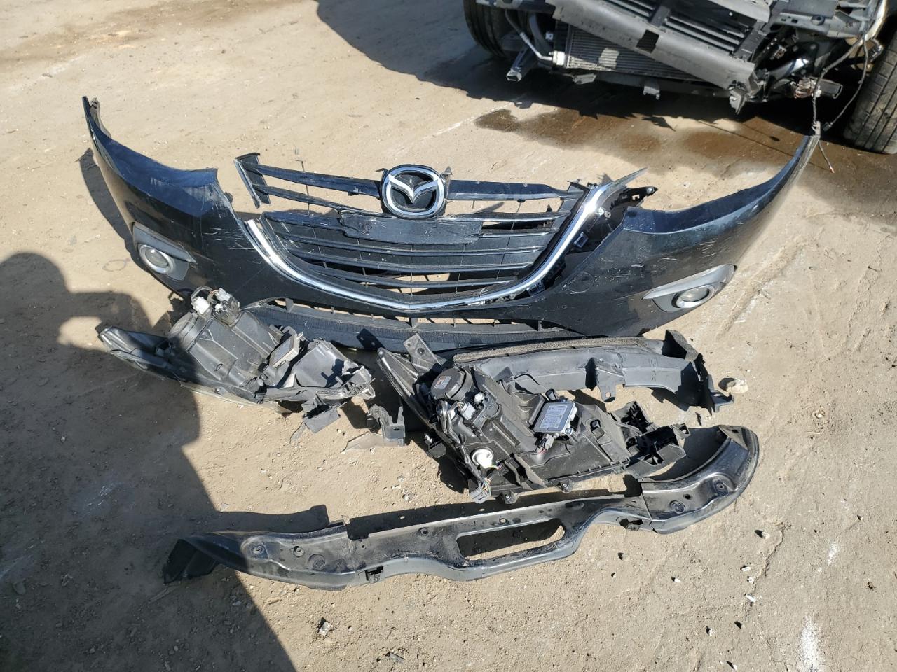 1GKKNSLA5JZ223100 2018 GMC Acadia Sle