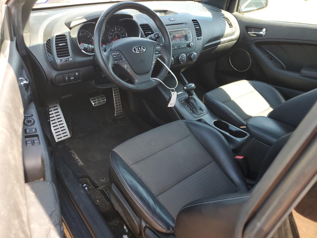 KNAFZ6A34F5420137 2015 Kia Forte Sx