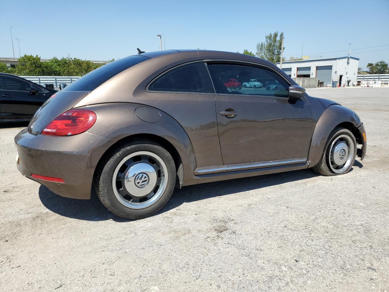 3VWJX7AT1DM620101 2013 Volkswagen Beetle