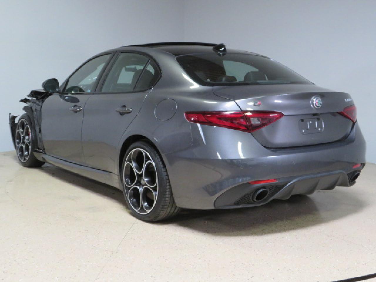 2022 Alfa Romeo Giulia Super vin: ZARFAMBN8N7665062