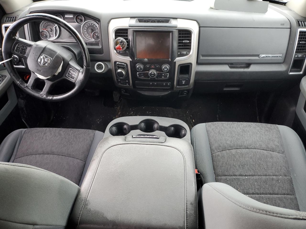 3C6RR7LT5HG735499 2017 Ram 1500 Slt