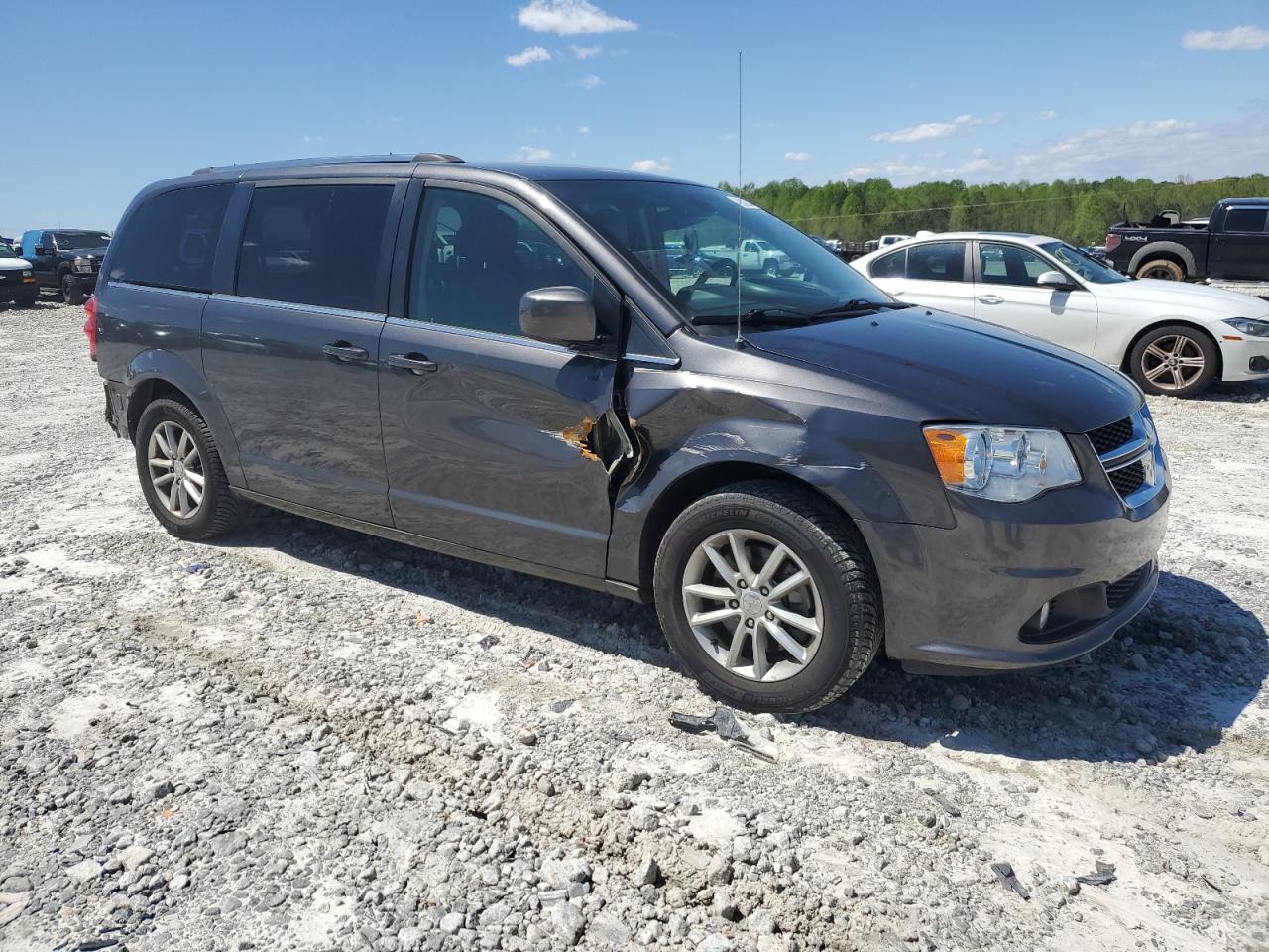 2C4RDGCG8KR772588 2019 Dodge Grand Caravan Sxt