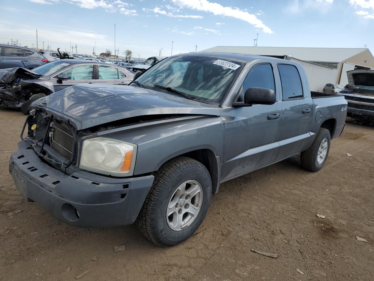 1D7HW48NX5S178007 2005 Dodge Dakota Quad Slt