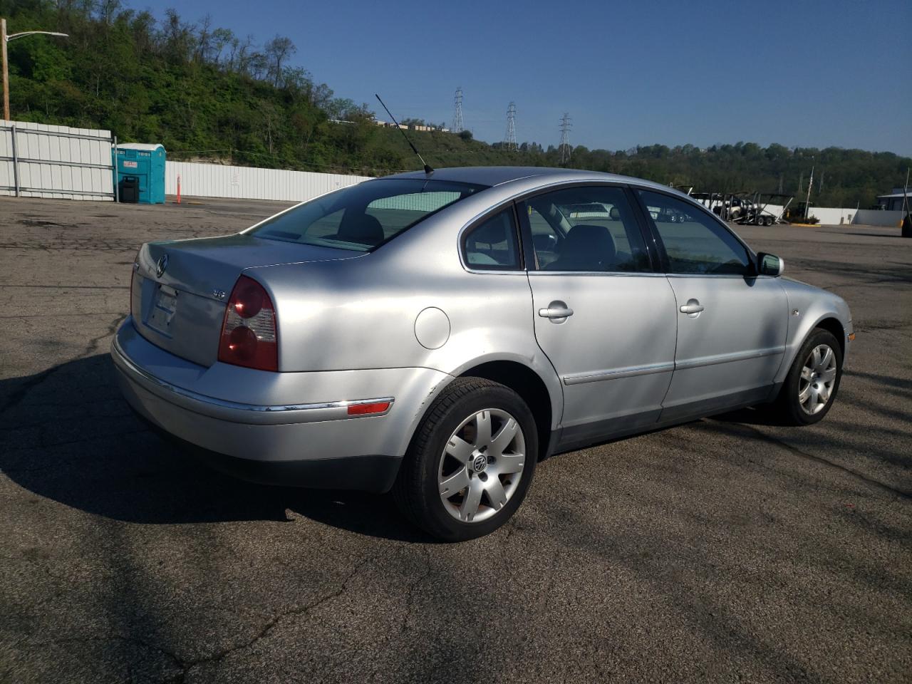 WVWRH63B51P087385 2001 Volkswagen Passat Glx