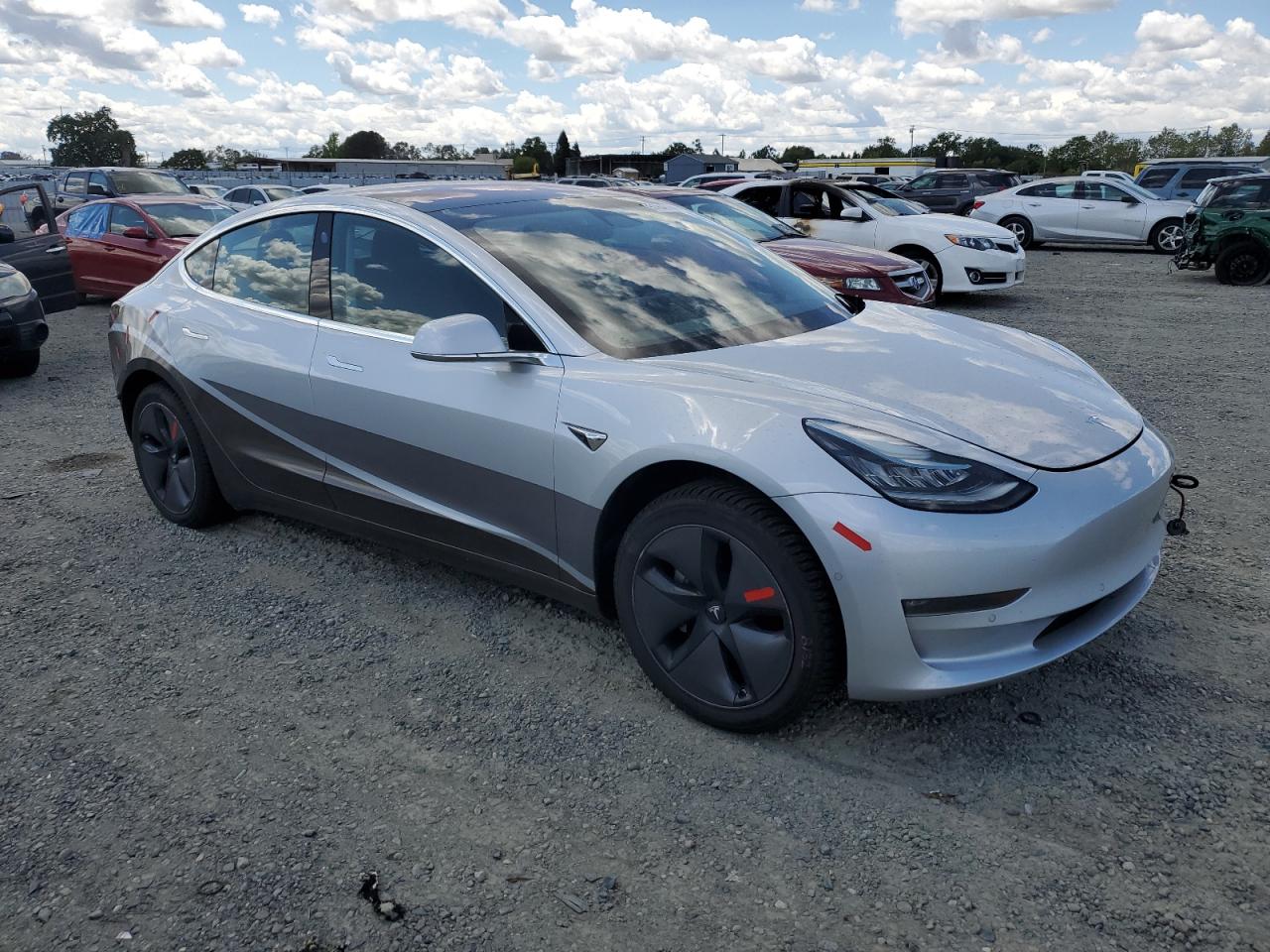 5YJ3E1EA8JF012843 2018 Tesla Model 3