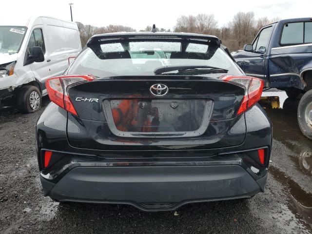 NMTKHMBX5LR115082 Toyota C-HR XLE 6