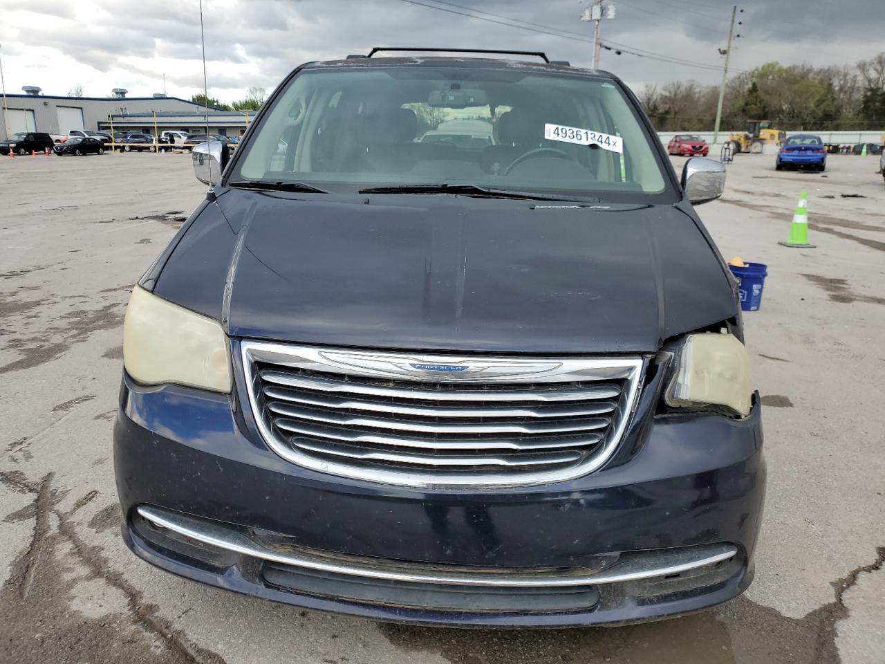 2A4RR8DG8BR682020 2011 Chrysler Town & Country Touring L