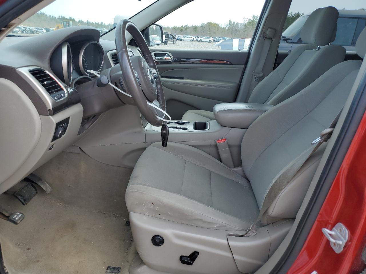 1J4RR4GG5BC508158 2011 Jeep Grand Cherokee Laredo