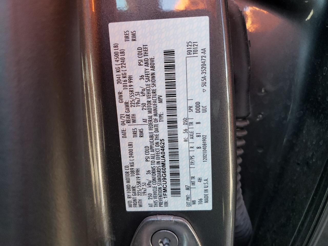 1FMCU9G60MUA04625 2021 Ford Escape Se