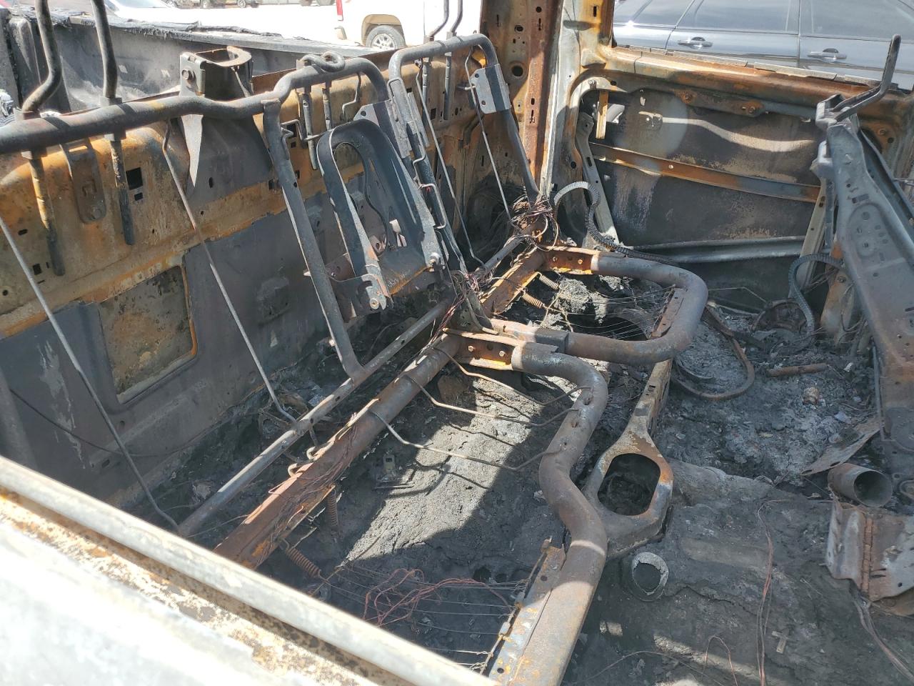 1C6RR7NT4DS511060 2013 Ram 1500 Laramie