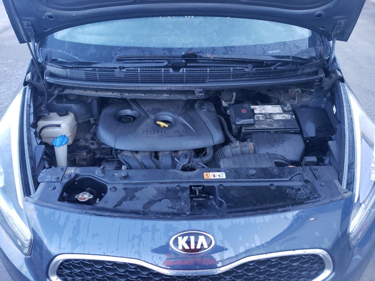 2014 Kia Rondo vin: KNAHT8A32E7038410