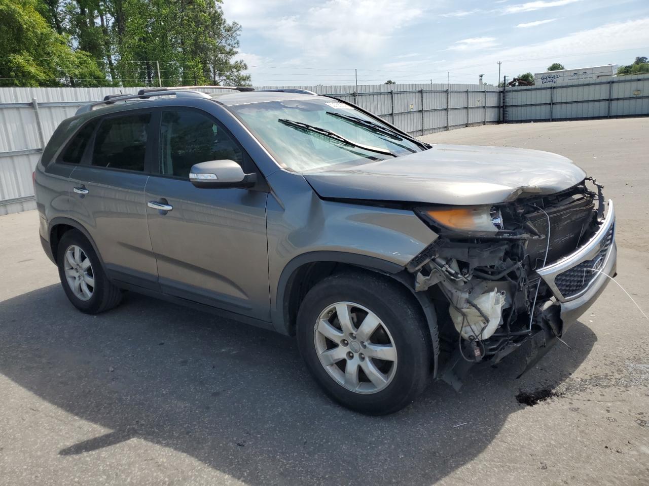 5XYKT3A62CG227077 2012 Kia Sorento Base