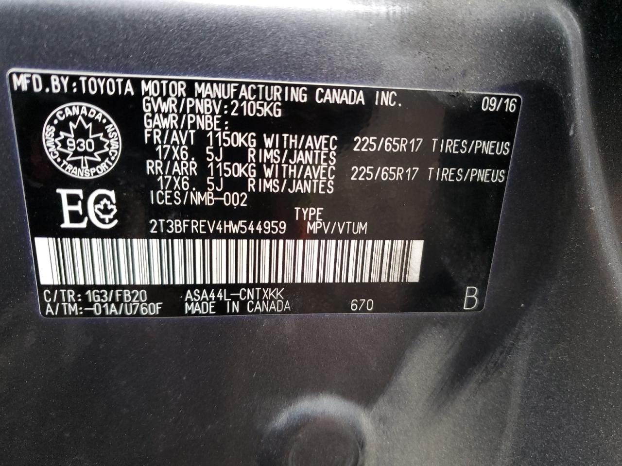 2T3BFREV4HW544959 2017 Toyota Rav4 Le