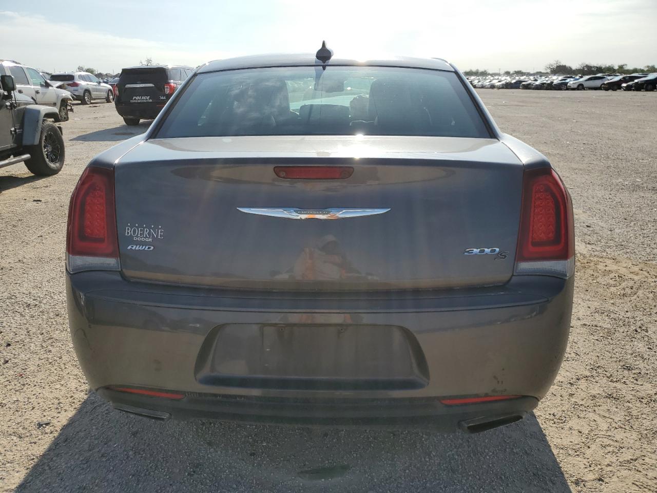 2C3CCAGG4GH230518 2016 Chrysler 300 S