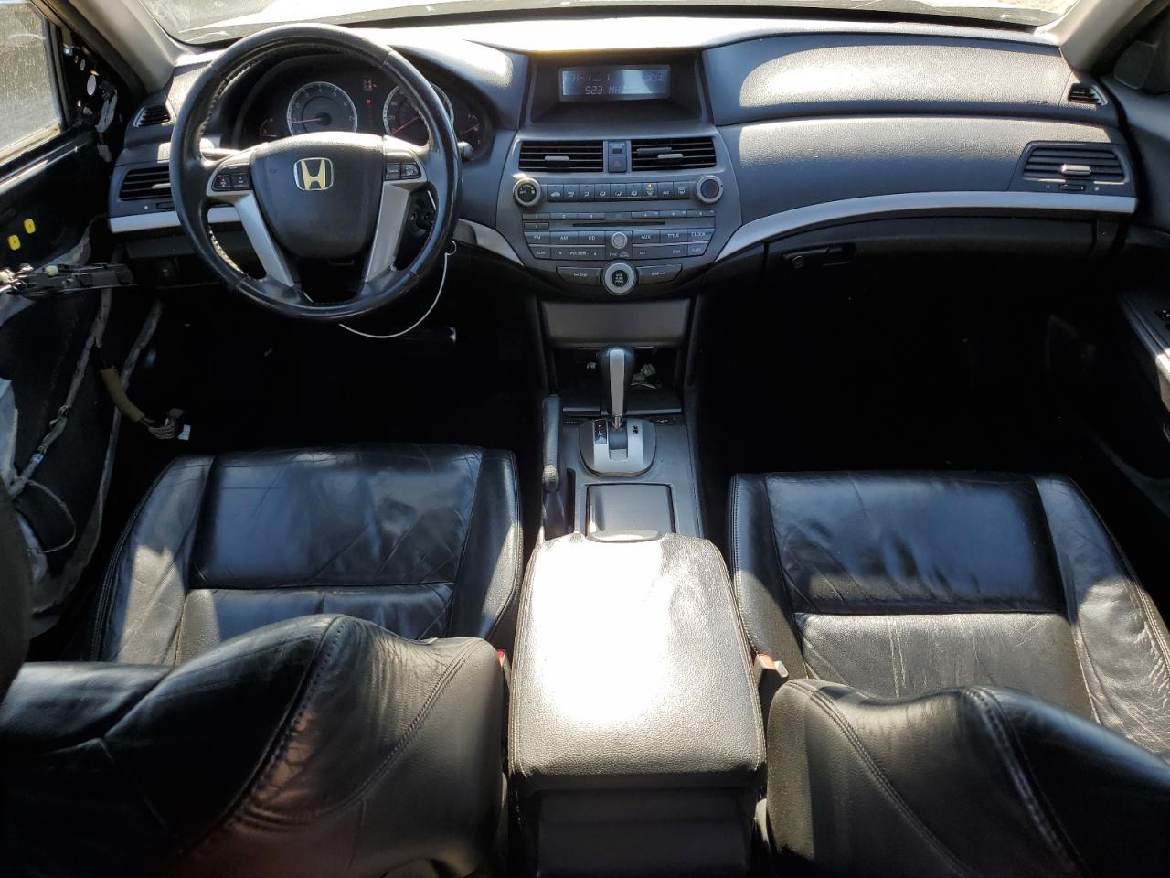 1HGCP2F69BA121463 2011 Honda Accord Se